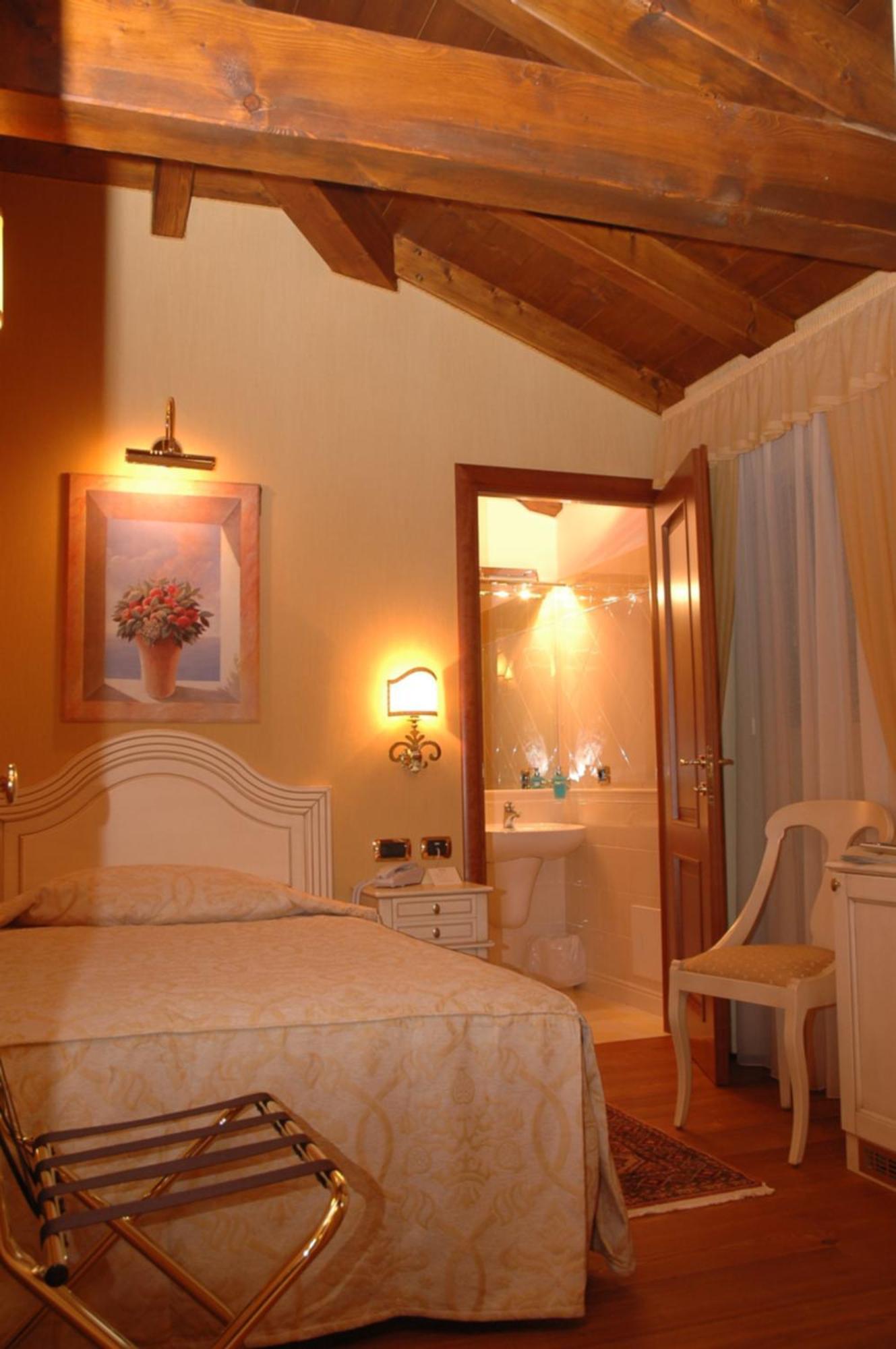 Albergo Da Nando Mortegliano Exteriér fotografie